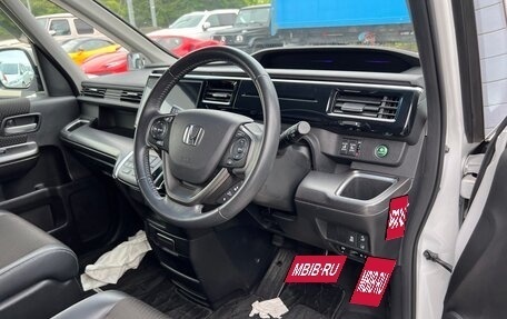 Honda Stepwgn IV, 2019 год, 2 495 000 рублей, 12 фотография