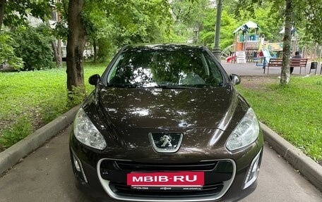 Peugeot 308 II, 2011 год, 470 000 рублей, 2 фотография