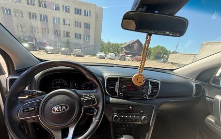 KIA Sportage IV рестайлинг, 2018 год, 2 070 000 рублей, 7 фотография