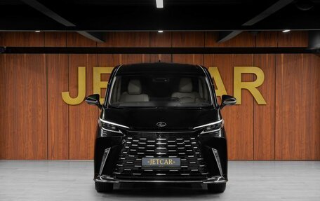 Lexus LM, 2024 год, 17 370 000 рублей, 3 фотография