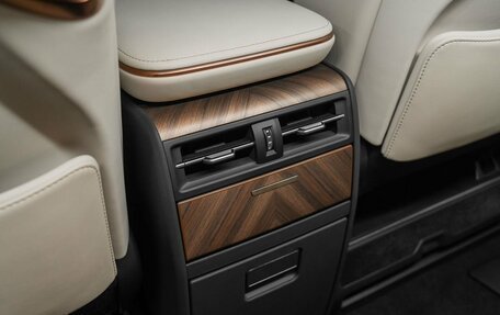 Lexus LM, 2024 год, 17 370 000 рублей, 26 фотография