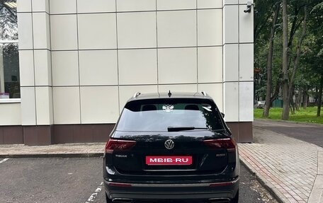 Volkswagen Tiguan II, 2018 год, 2 950 000 рублей, 1 фотография