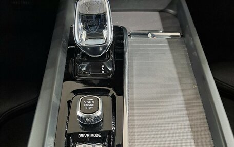 Volvo XC60 II, 2019 год, 3 498 000 рублей, 22 фотография