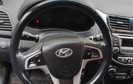 Hyundai Solaris II рестайлинг, 2016 год, 1 190 000 рублей, 8 фотография