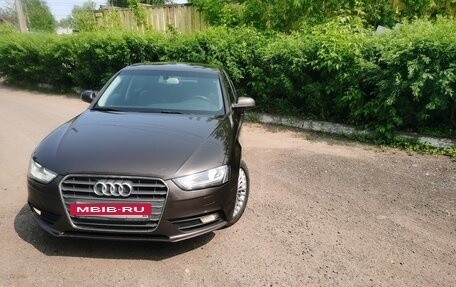 Audi A4, 2014 год, 1 360 000 рублей, 4 фотография