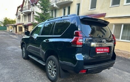 Toyota Land Cruiser Prado 150 рестайлинг 2, 2019 год, 4 890 000 рублей, 7 фотография