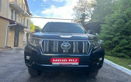 Toyota Land Cruiser Prado 150 рестайлинг 2, 2019 год, 4 890 000 рублей, 3 фотография