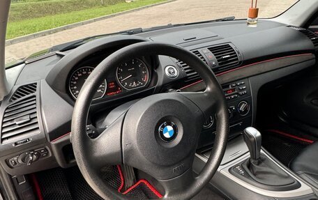 BMW 1 серия, 2011 год, 800 000 рублей, 15 фотография