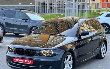 BMW 1 серия, 2011 год, 800 000 рублей, 12 фотография