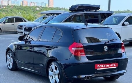 BMW 1 серия, 2011 год, 800 000 рублей, 7 фотография