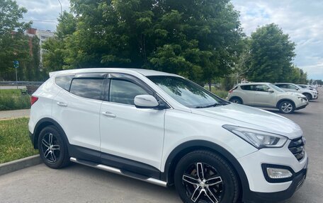 Hyundai Santa Fe III рестайлинг, 2012 год, 1 750 000 рублей, 2 фотография