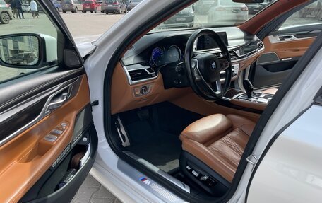 BMW 7 серия, 2017 год, 4 790 000 рублей, 10 фотография