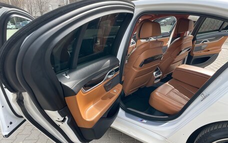 BMW 7 серия, 2017 год, 4 790 000 рублей, 12 фотография