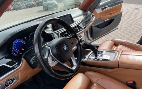 BMW 7 серия, 2017 год, 4 790 000 рублей, 11 фотография