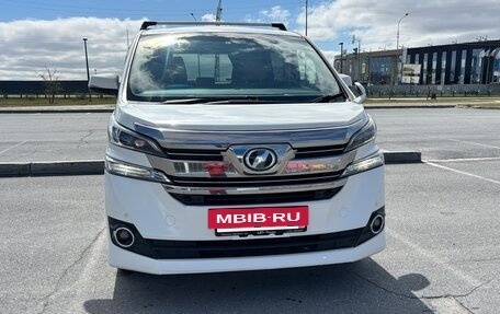 Toyota Vellfire II, 2017 год, 3 490 000 рублей, 3 фотография