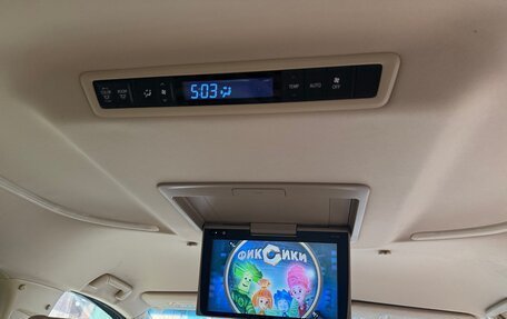 Toyota Vellfire II, 2017 год, 3 490 000 рублей, 21 фотография