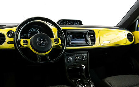Volkswagen Beetle, 2013 год, 1 750 000 рублей, 12 фотография
