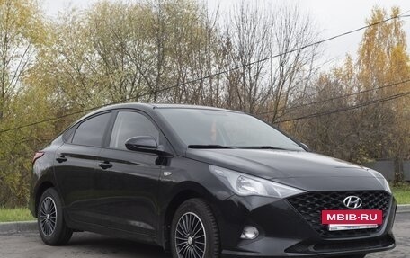Hyundai Solaris II рестайлинг, 2021 год, 1 800 000 рублей, 6 фотография