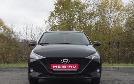 Hyundai Solaris II рестайлинг, 2021 год, 1 800 000 рублей, 13 фотография