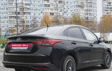 Hyundai Solaris II рестайлинг, 2021 год, 1 800 000 рублей, 8 фотография