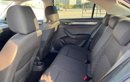 Skoda Rapid I, 2018 год, 1 400 000 рублей, 14 фотография