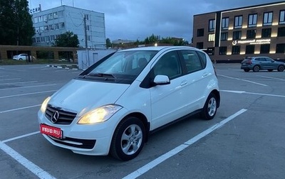 Mercedes-Benz A-Класс, 2012 год, 725 000 рублей, 1 фотография