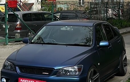 Toyota Altezza, 2002 год, 890 000 рублей, 1 фотография