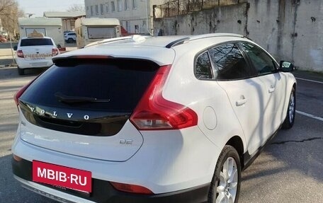 Volvo V40 Cross Country I, 2018 год, 1 850 000 рублей, 3 фотография