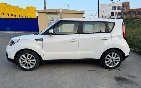 KIA Soul II рестайлинг, 2017 год, 1 550 000 рублей, 2 фотография