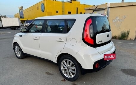 KIA Soul II рестайлинг, 2017 год, 1 550 000 рублей, 3 фотография