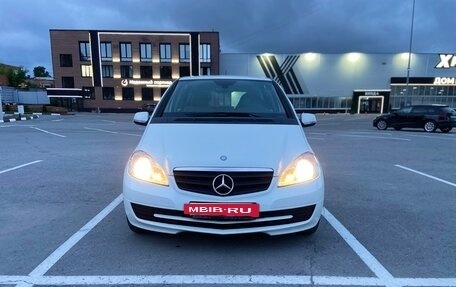Mercedes-Benz A-Класс, 2012 год, 725 000 рублей, 8 фотография