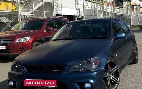 Toyota Altezza, 2002 год, 890 000 рублей, 2 фотография