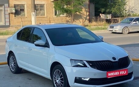 Skoda Octavia, 2018 год, 1 050 000 рублей, 2 фотография