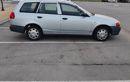 Nissan AD II, 2000 год, 330 000 рублей, 2 фотография
