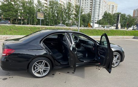 Mercedes-Benz E-Класс, 2019 год, 3 490 000 рублей, 7 фотография