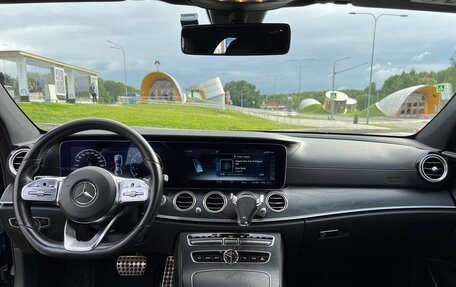 Mercedes-Benz E-Класс, 2019 год, 3 490 000 рублей, 11 фотография