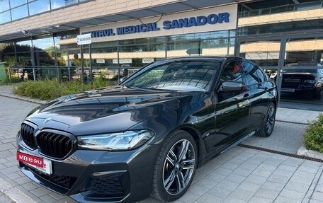 BMW 5 серия, 2022 год, 4 790 000 рублей, 4 фотография