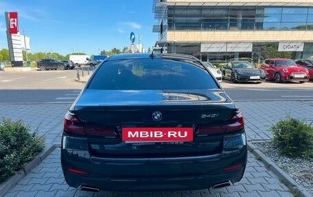 BMW 5 серия, 2022 год, 4 790 000 рублей, 6 фотография