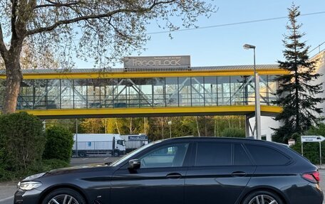 BMW 5 серия, 2022 год, 3 900 000 рублей, 7 фотография