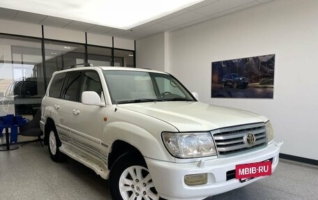 Toyota Land Cruiser 100 рестайлинг 2, 2006 год, 1 890 000 рублей, 2 фотография