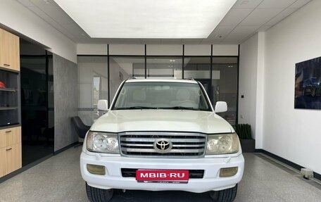 Toyota Land Cruiser 100 рестайлинг 2, 2006 год, 1 890 000 рублей, 1 фотография