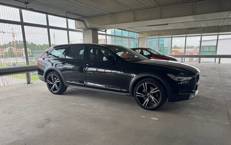 Volvo V90 Cross Country I рестайлинг, 2019 год, 2 990 000 рублей, 1 фотография