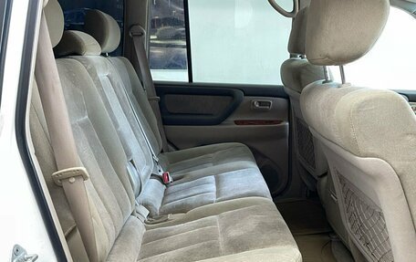 Toyota Land Cruiser 100 рестайлинг 2, 2006 год, 1 890 000 рублей, 8 фотография