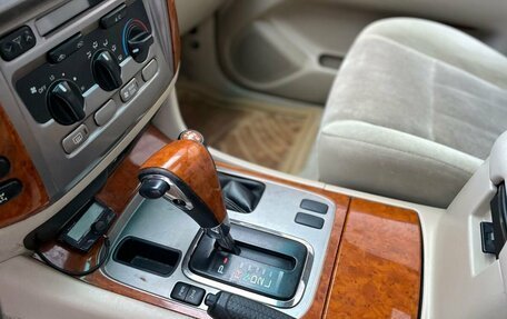 Toyota Land Cruiser 100 рестайлинг 2, 2006 год, 1 890 000 рублей, 11 фотография