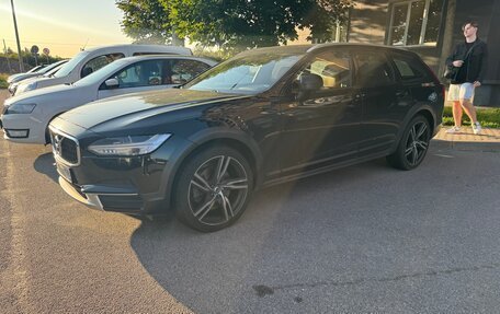 Volvo V90 Cross Country I рестайлинг, 2019 год, 2 990 000 рублей, 4 фотография