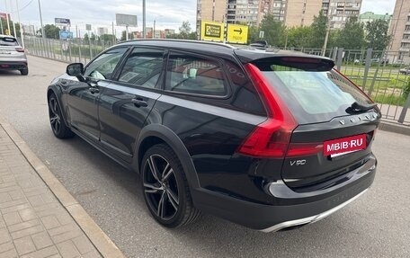 Volvo V90 Cross Country I рестайлинг, 2019 год, 2 990 000 рублей, 7 фотография
