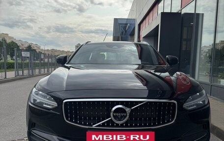 Volvo V90 Cross Country I рестайлинг, 2019 год, 2 990 000 рублей, 6 фотография