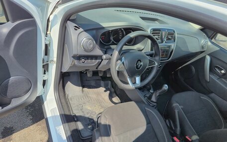 Renault Logan II, 2019 год, 1 050 000 рублей, 8 фотография