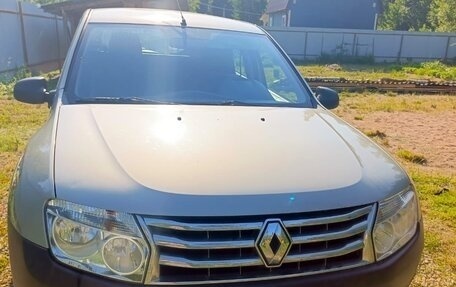 Renault Duster I рестайлинг, 2013 год, 890 000 рублей, 3 фотография