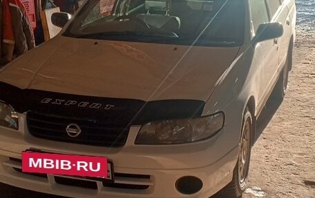 Nissan Expert, 2000 год, 310 000 рублей, 3 фотография